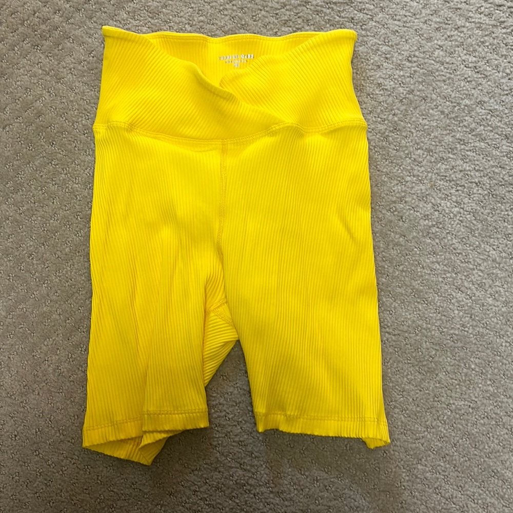 Carbon38 Year of Ours biker shorts size s